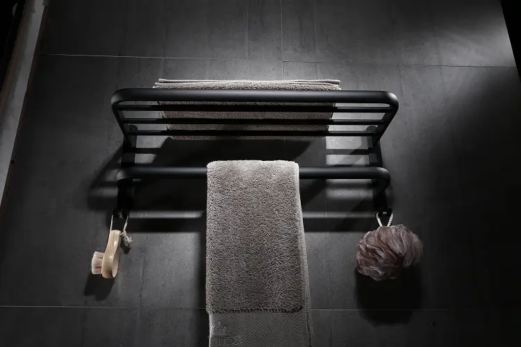 High-Quality Bathroom Black Towel Rack Perforated Storage Rack Toilet Towel Wall Mounted Foldable Rack Manufacturer, Suppliers