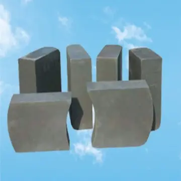 Uncoated spherical aluminium powder for refractory bricks
