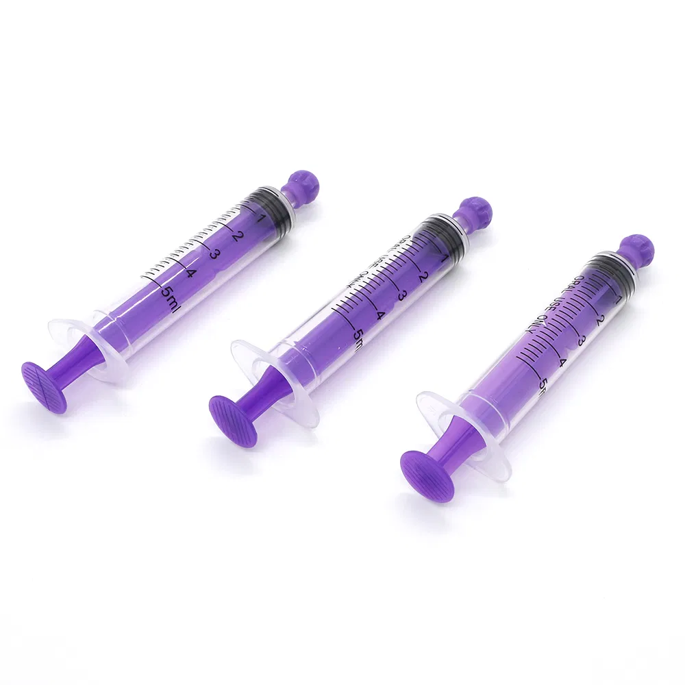 Feeding Syringe Detail 3