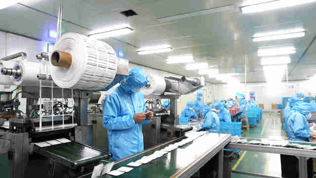 JZCare cleanroom automated syringe assembly production line