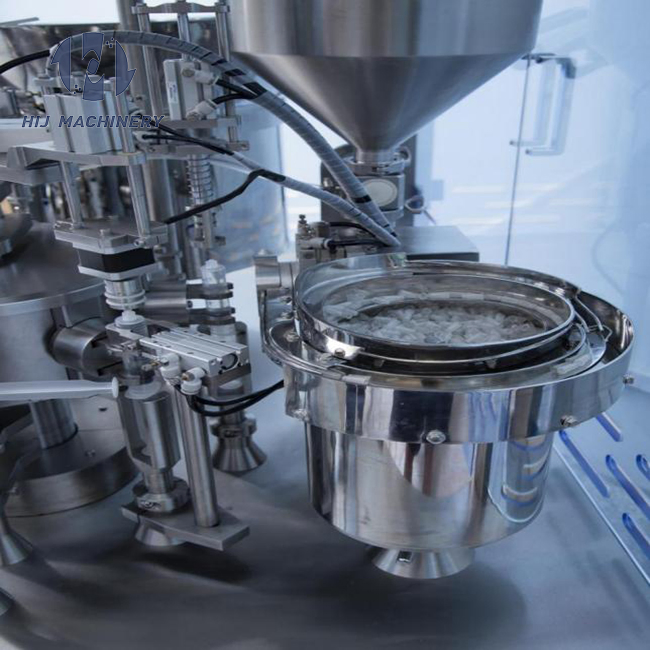 High-Speed Prefilled Syringe Filling Machine - Sterile &amp; Closed System