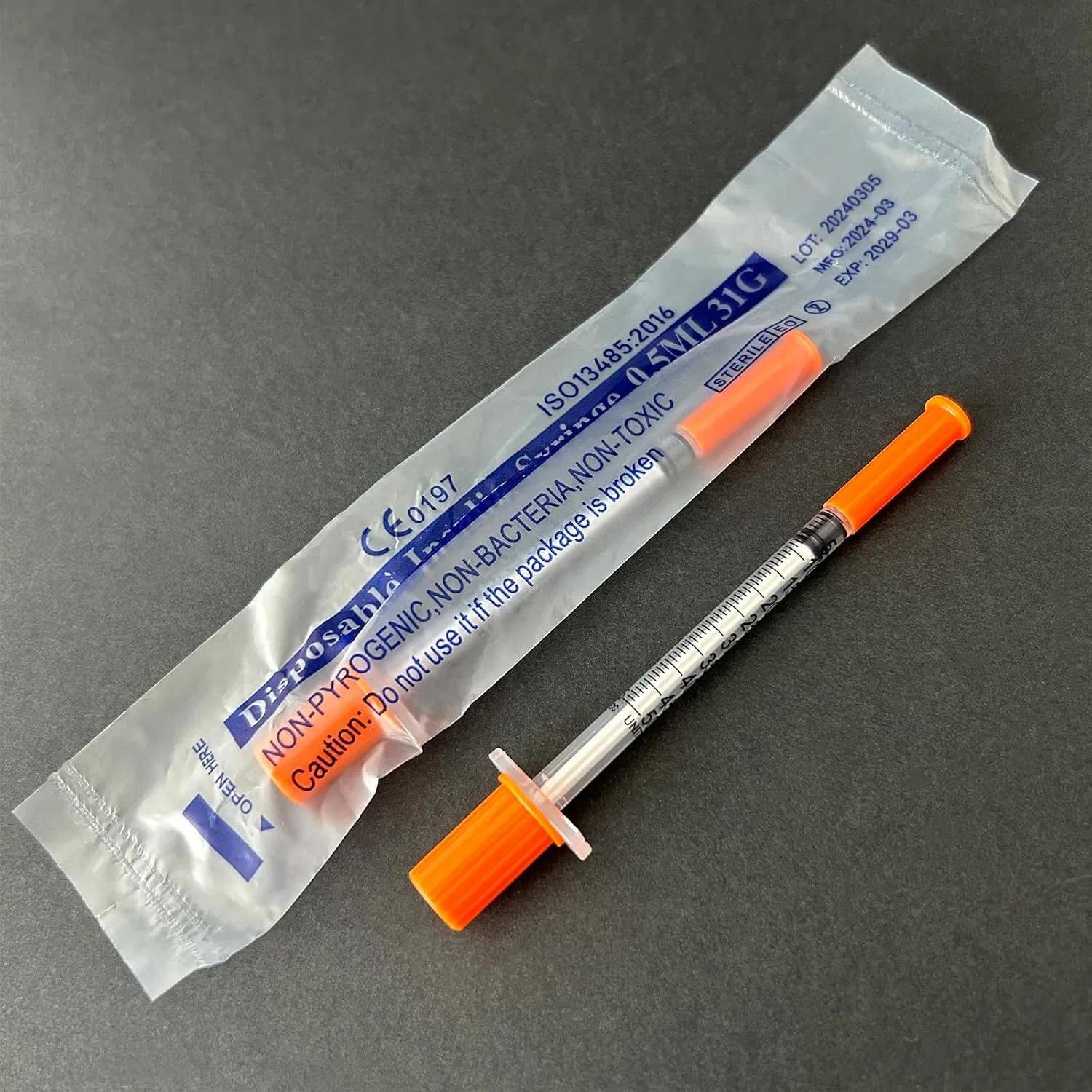 05ml 1ml U-40 Disposable Medical Injection Plastic Insulin Syringe with Hypodermic Needle
