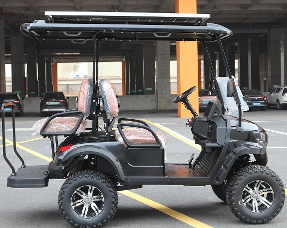 Solar-Powered Roof Golf Cart for Eco-Friendly Course Navigation