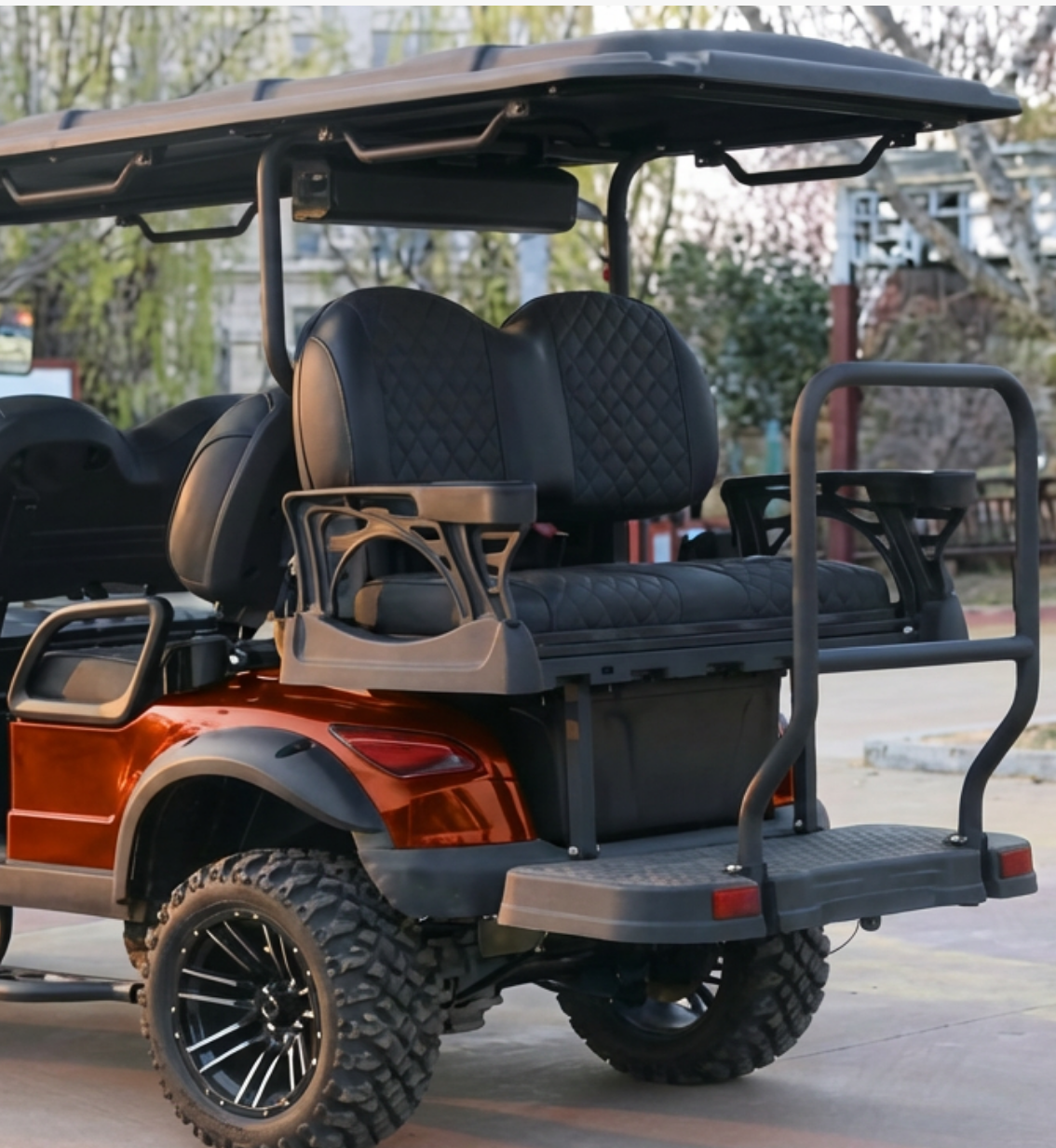 8 Seater Luxury Golf Cart With 4WD and Intelligent Control for Wilderness Travel Member Service Eco Friendly