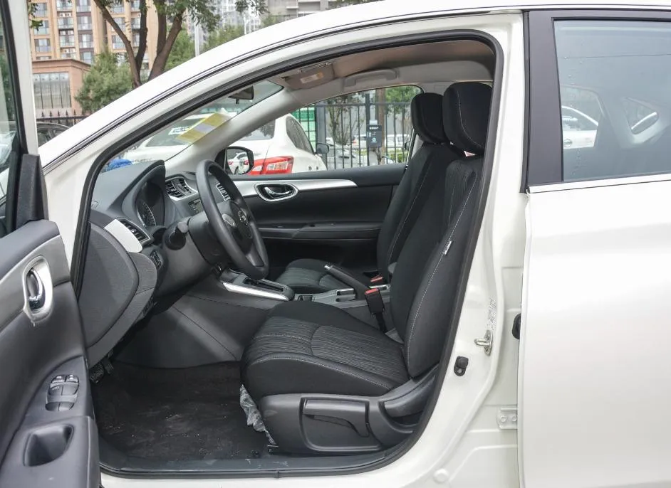 Eco-Friendly Sylphy Electric Vehicle with Advanced Hybrid Technology