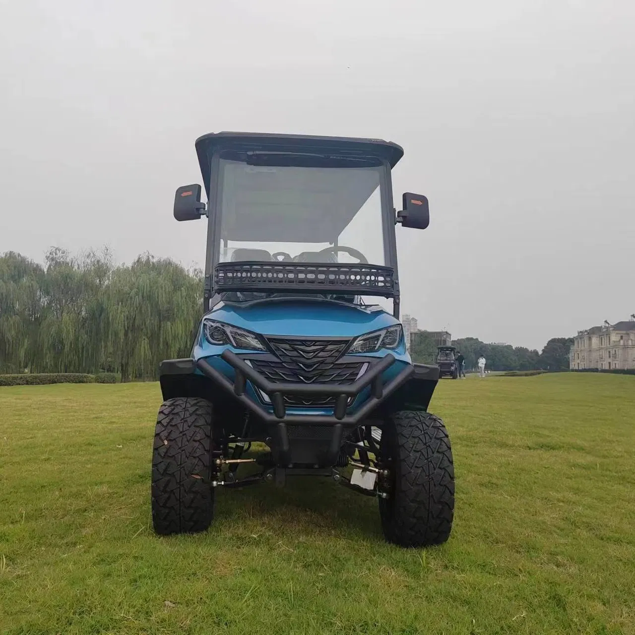 72V Mini Electric Golf Carts Solar Powered 6-Seater Buggy with Golf Trolley Accessories Aluminum Material 5kw Motor