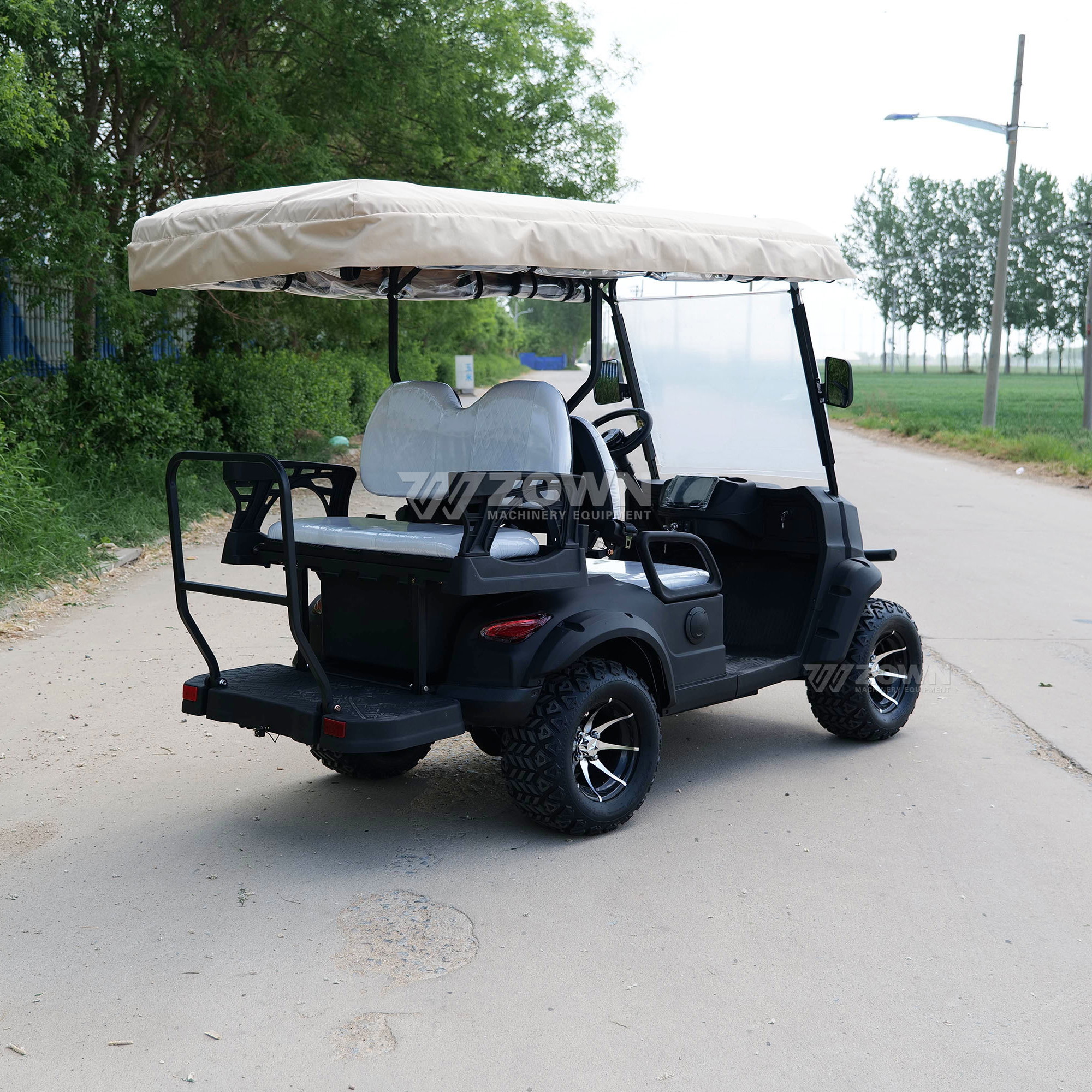 New Design 48V &amp; 72V Lithium Battery 4 Seater Hunting Golf Cart Utility Vehicle 4 Wheel Electric Golf Cart Club Car