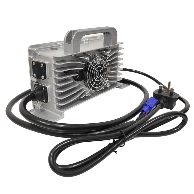 Waterproof Electric Golf Carts 48V/25A Digital Display 220V/110V Adaptive 6A Fast Charger 60V AC Port
