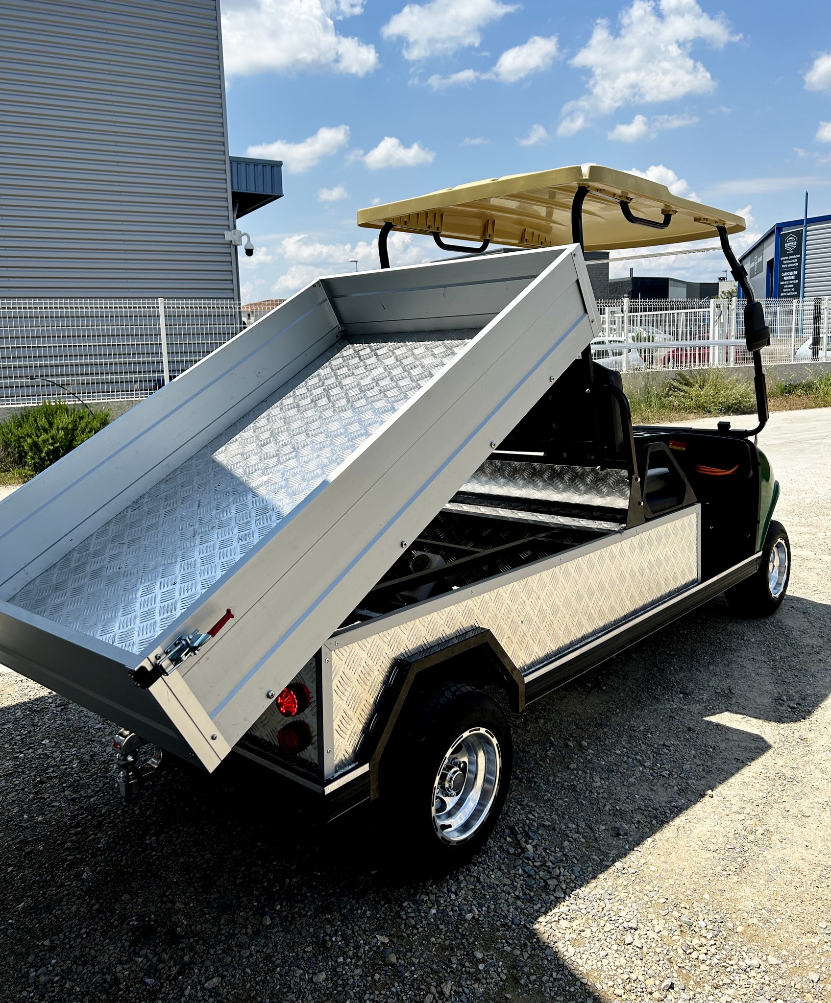 Heavy Duty Buggy Utility Vehicle for Sale Farm Cargo Box UTV HDK EVOLUTION Electric Golf Cart
