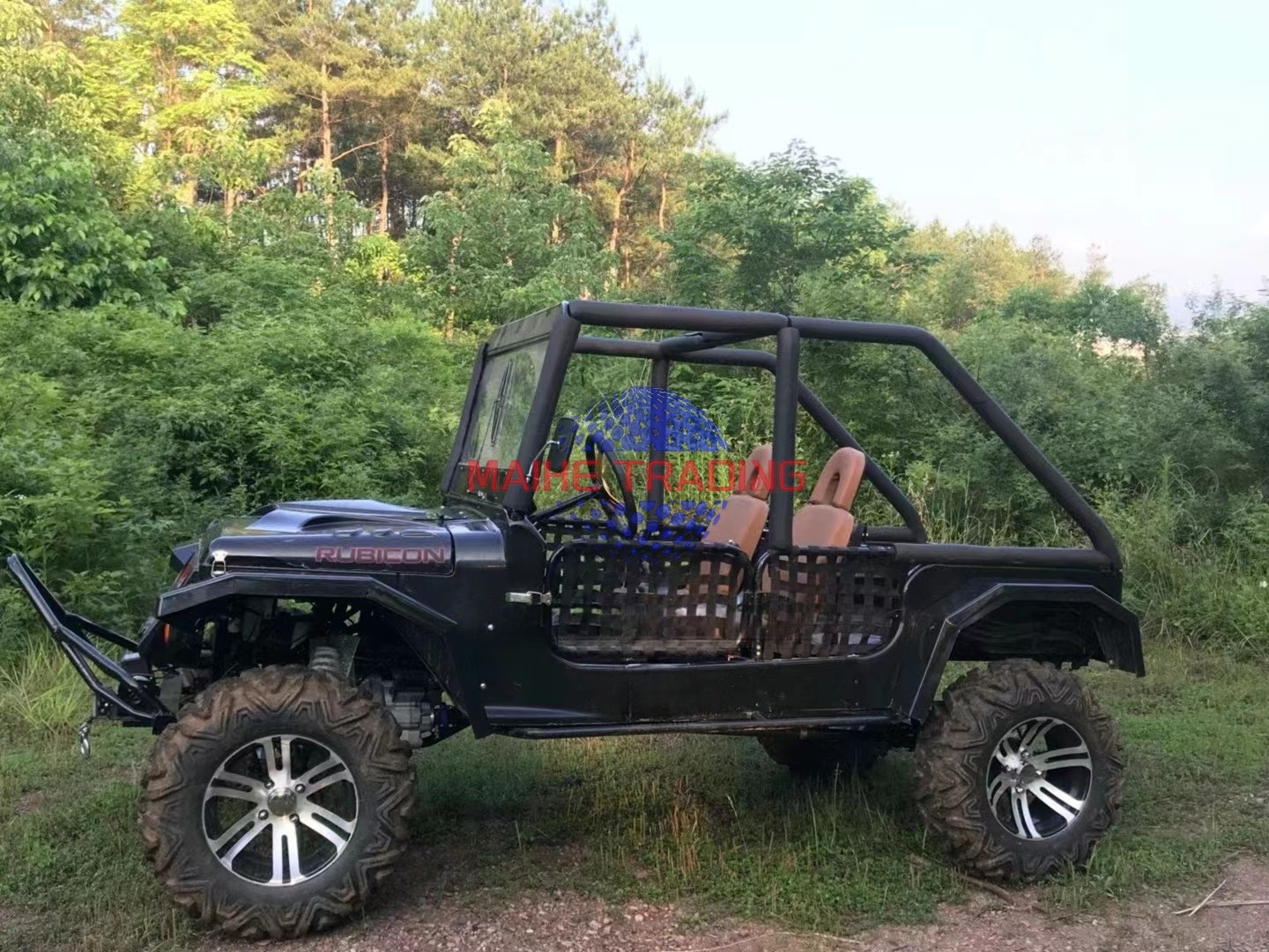 Utility 4x4 Big Wheel Off Road 2+2 Electric Golf Cart Battery Powered 4 Seater Modern Hunting Club Car Jeep Price