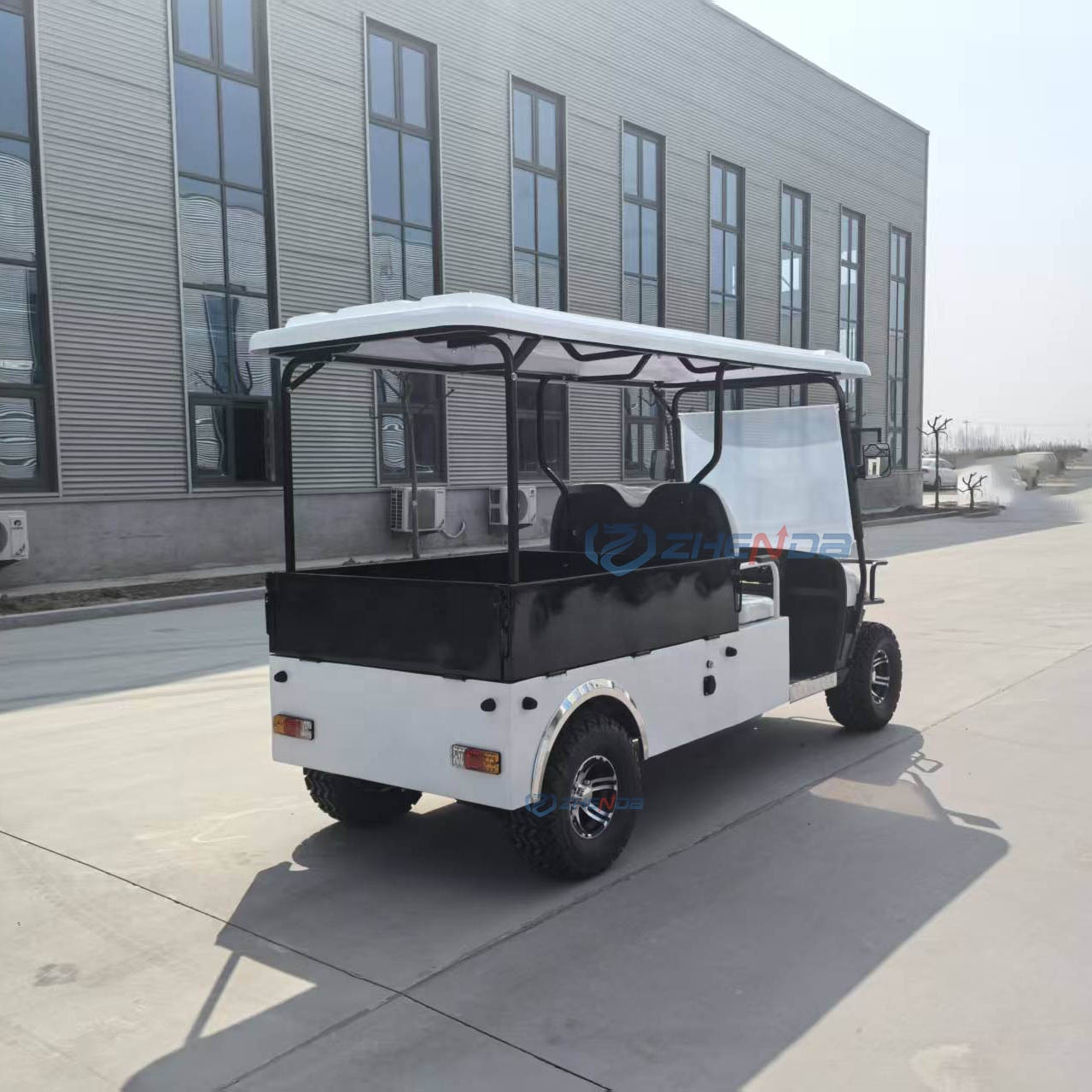 Hot Sale Electric Golf Cart with Refrigerated Cargo Box 3.5KW Motor Lead-acid Battery 30-50Km/h Speed