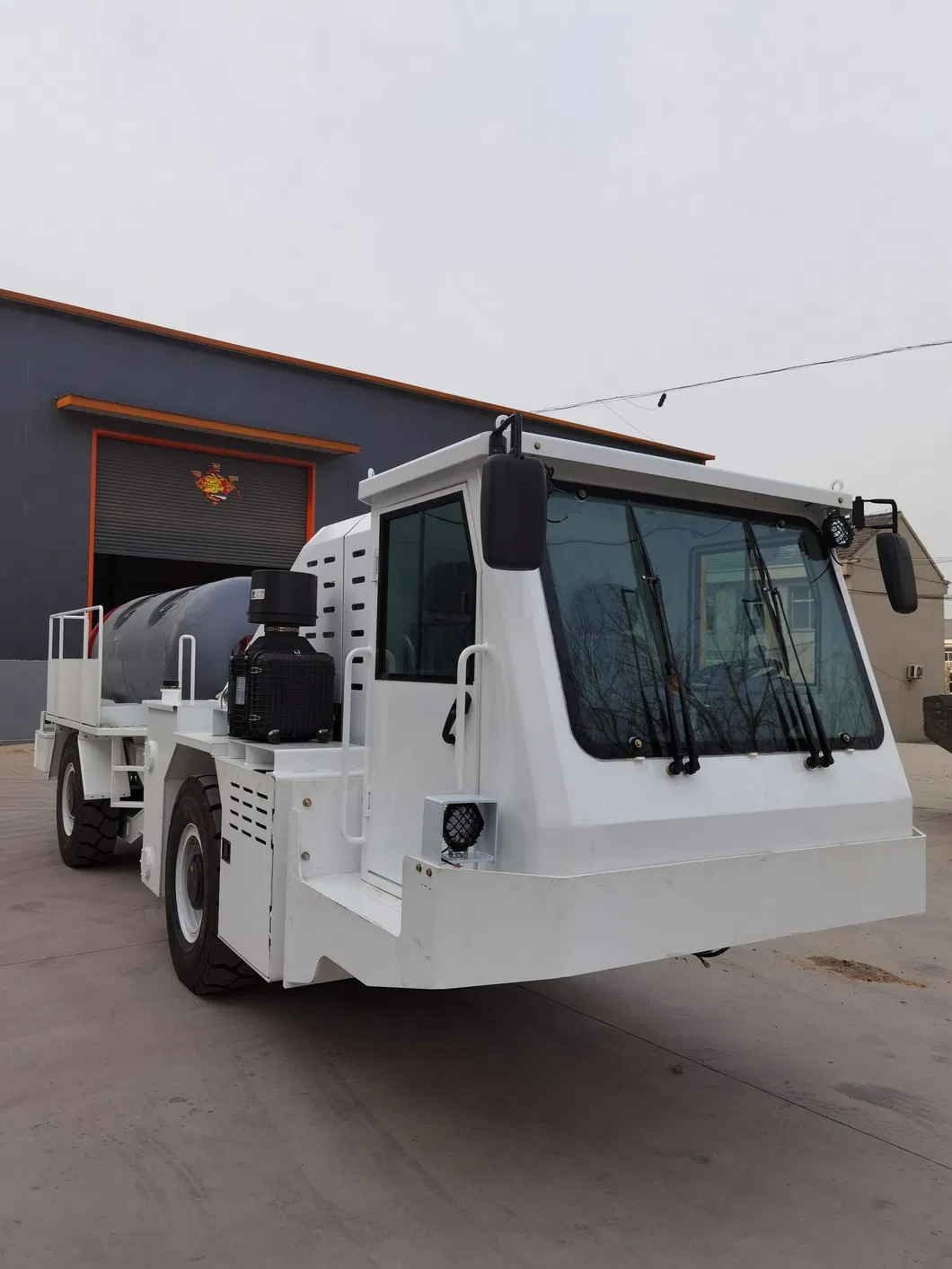 Concrete transportation Carrier Utility Vehicle