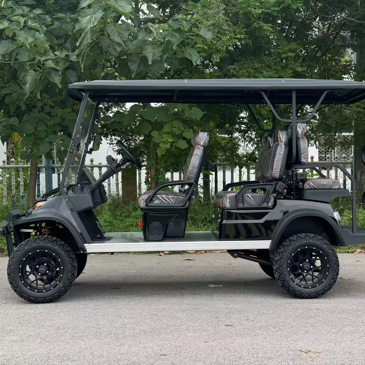 golf cart car Custom Off-Road 4+2-Seater Electric Golf Cart with Lithium Battery Professionally Designed for Clubs