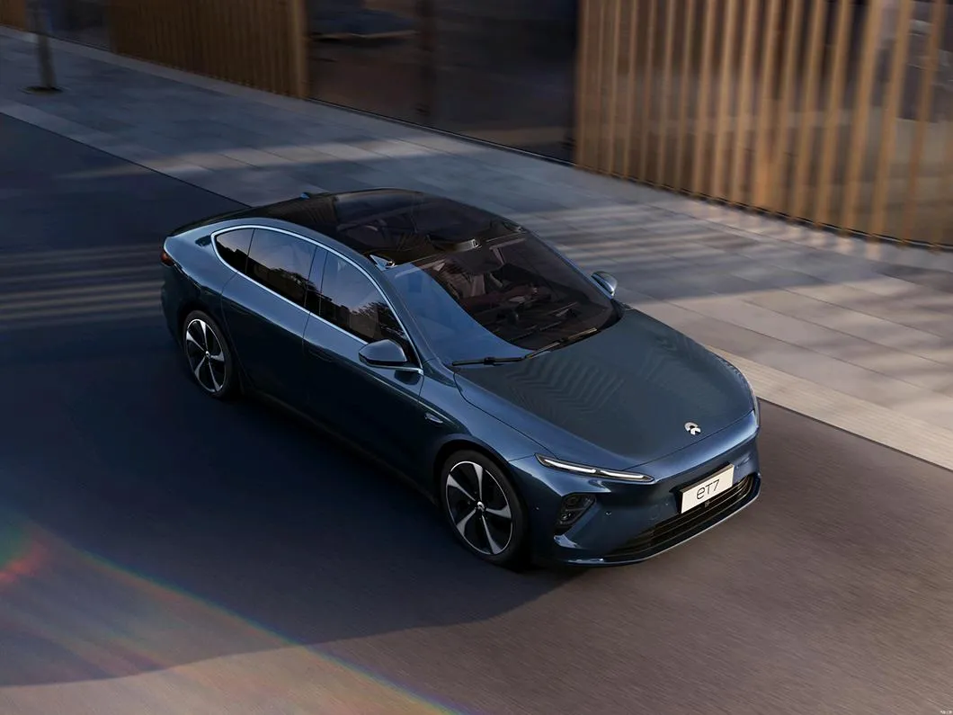 Nio Et7 EV Luxury Sedan Ride Comfort Hot Sale 675km Electric Vehicle