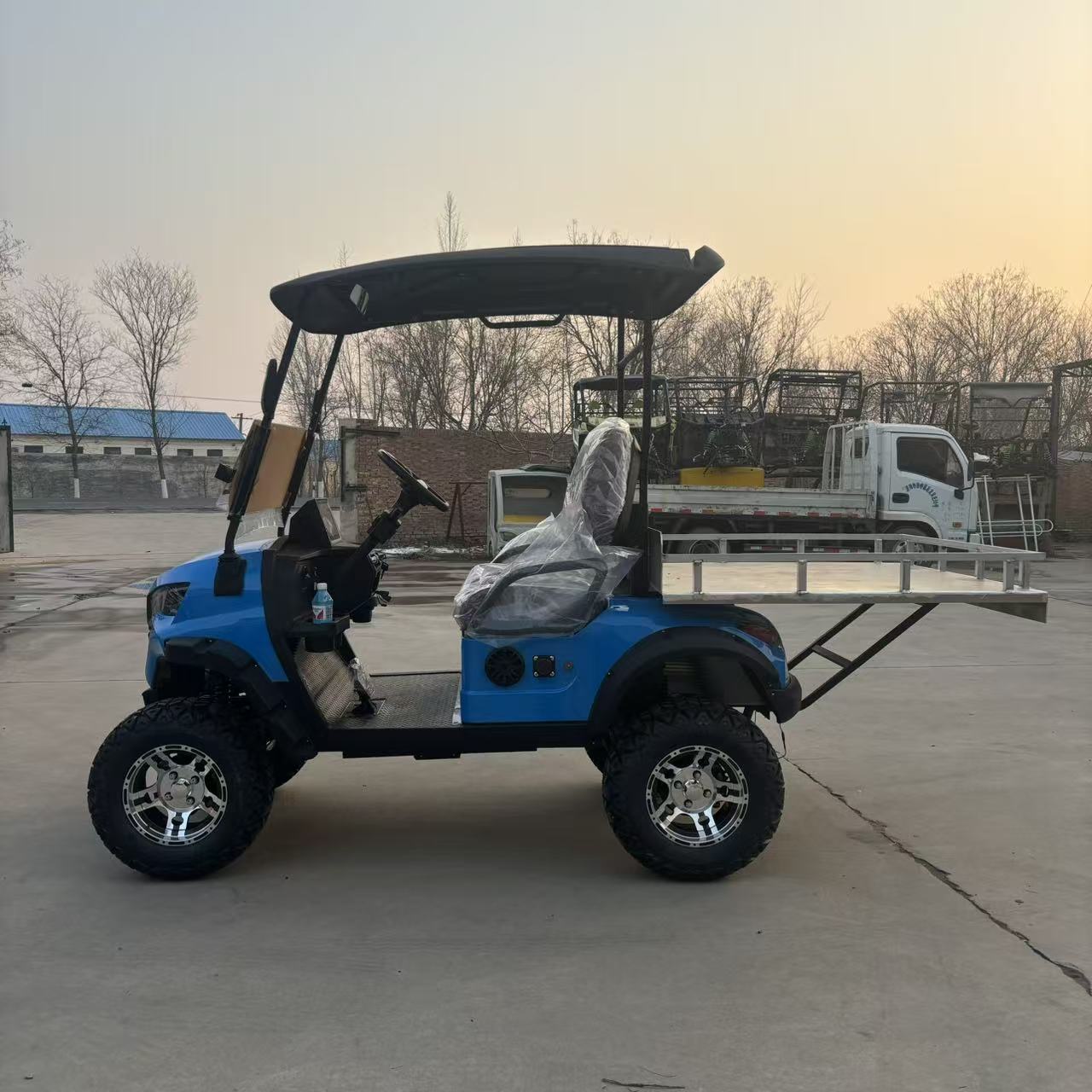 MMC Road Street Legal 4WD 48V/60V/72V Lithium Battery 2 Seater 30-50Km/h 70-90km CE Certified 12 Month Warranty Golf Cart