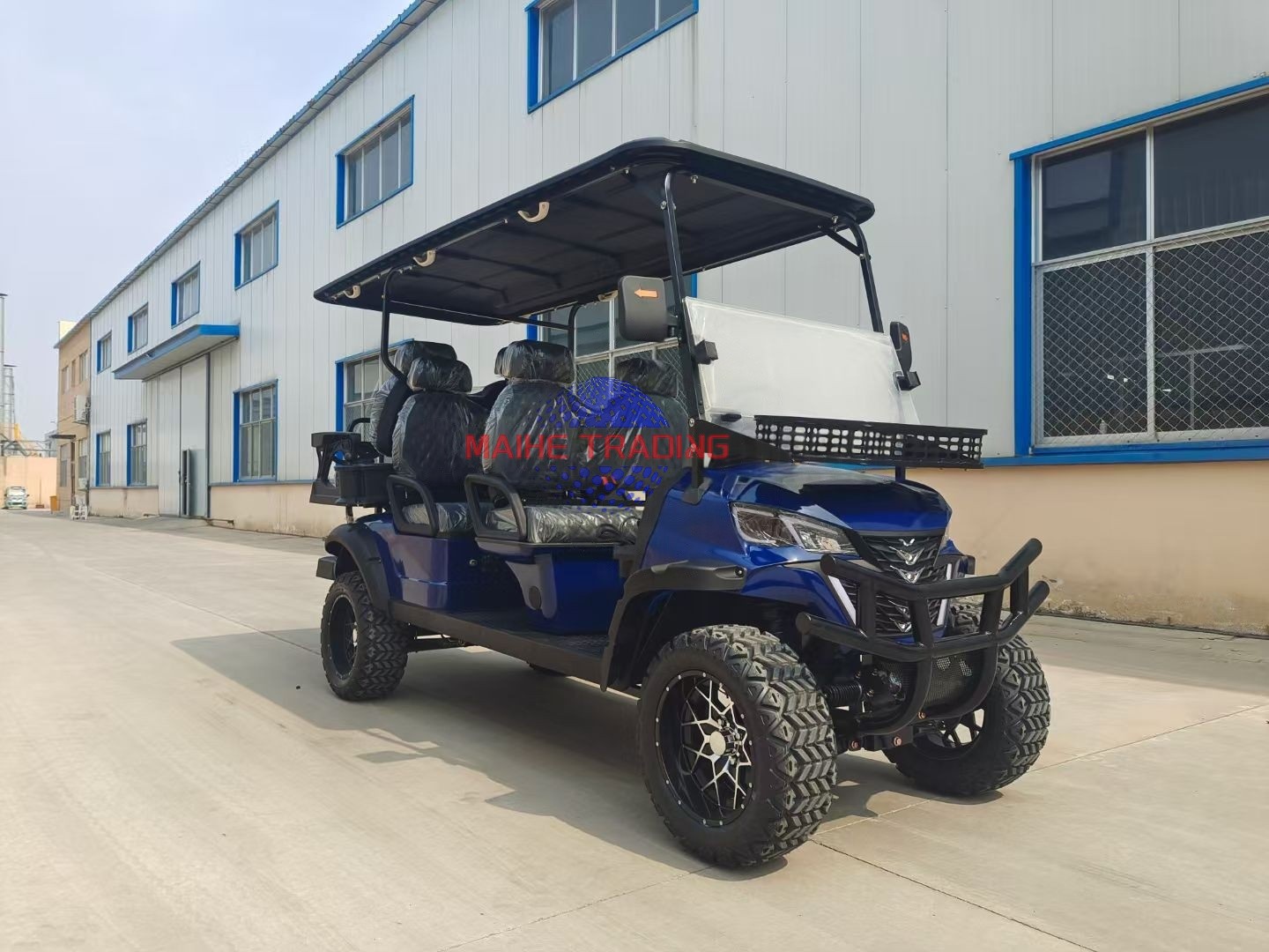 Custom RC-05 Electric Golf Cart 7-8 Seaters Cargo Box Lead Acid Battery 3/4/5KW AC Motor CE Certified 90km Range 4 Wheel