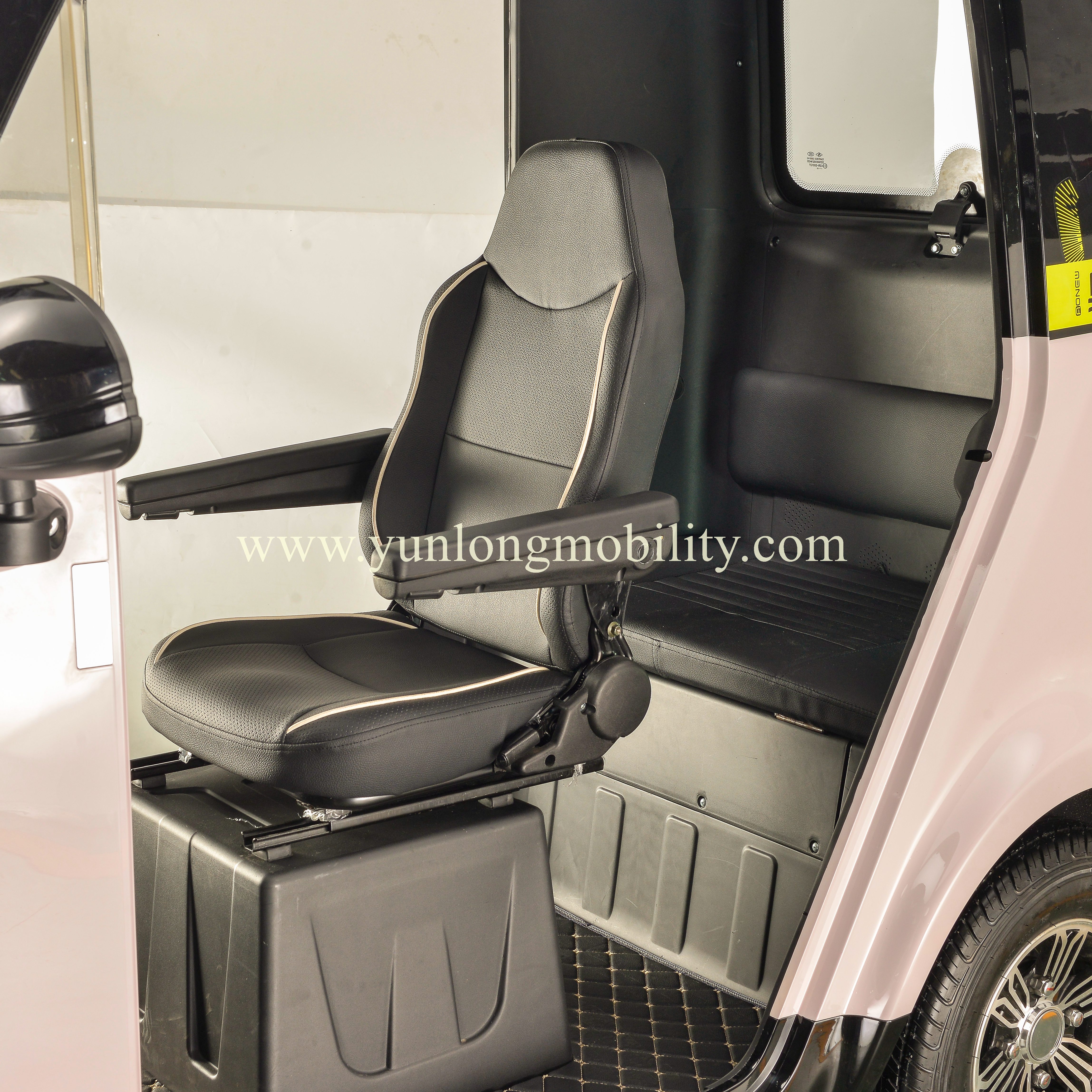 Enclosed Mobility Scooter Without A License 3 Wheel Electric Trike Coche De 80km Range Mini Cars For Sale L2e Small Car