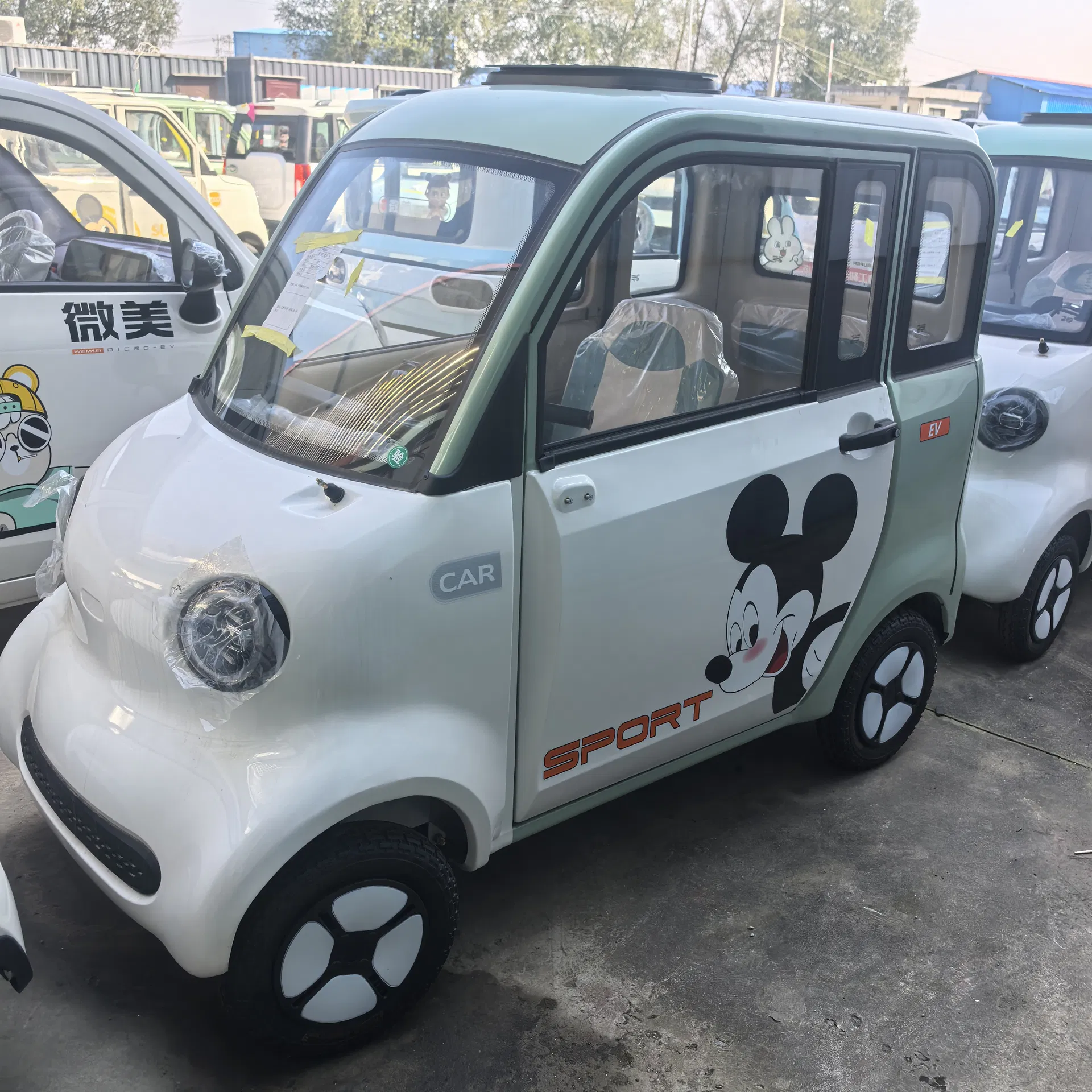 Smart Neighborhood Electric Vehicle Detail 4