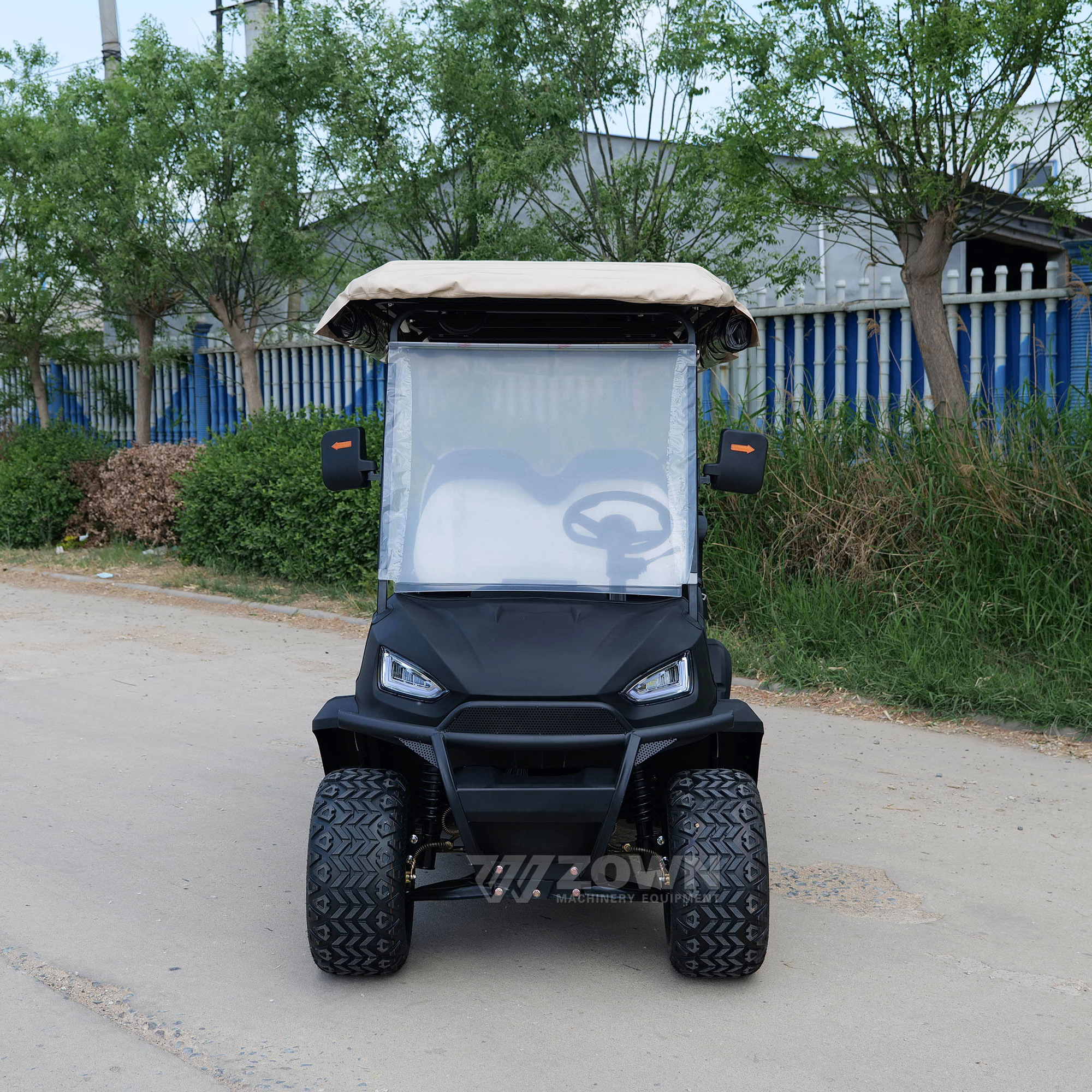 New Design 48V &amp; 72V Lithium Battery 4 Seater Hunting Golf Cart Utility Vehicle 4 Wheel Electric Golf Cart Club Car