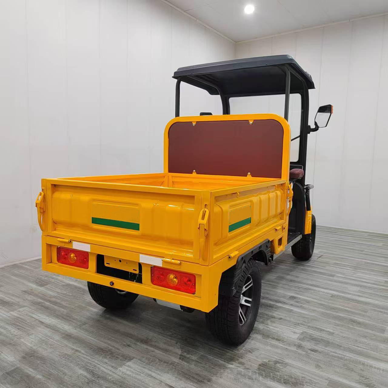 2024 New 3000W Electric Cargo Tricycle 4 Wheel Electric Golf Cart Scooter With Basket