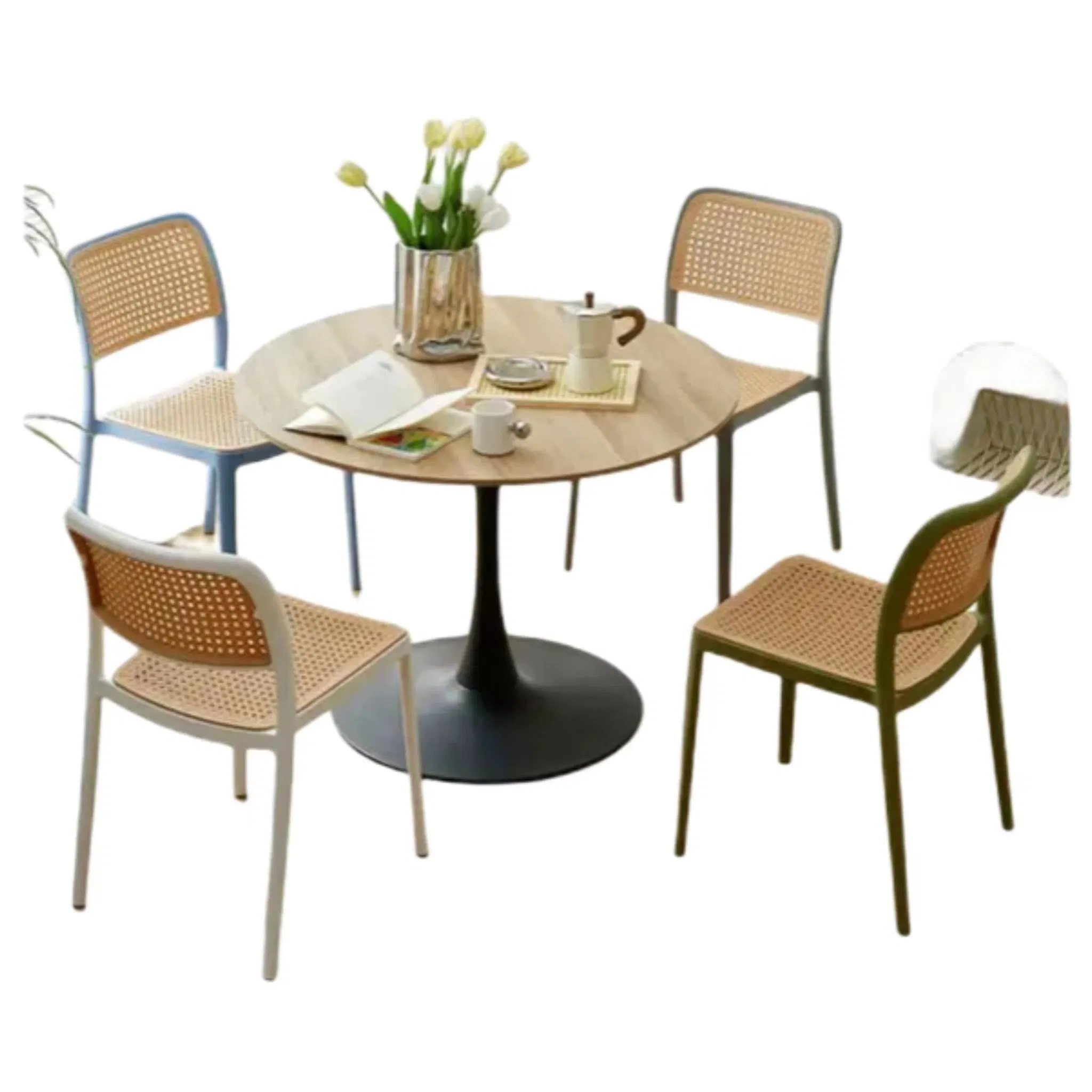 Cadeiras de Jantar Estofadas em Couro com Encosto de Vime Sem Braços Empilháveis de Rattan