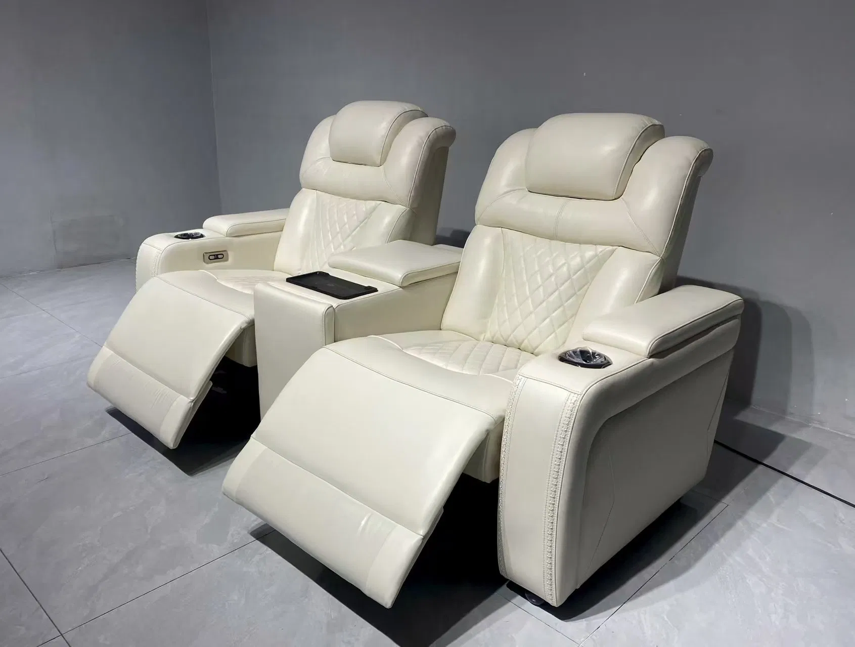 Conjunto de Poltronas de Cinema VIP Reclináveis com Energia, Reclinável Elétrico para Home Theatre VIP com Porta USB e Carregamento Sem Fio, Fábrica OEM&ODM