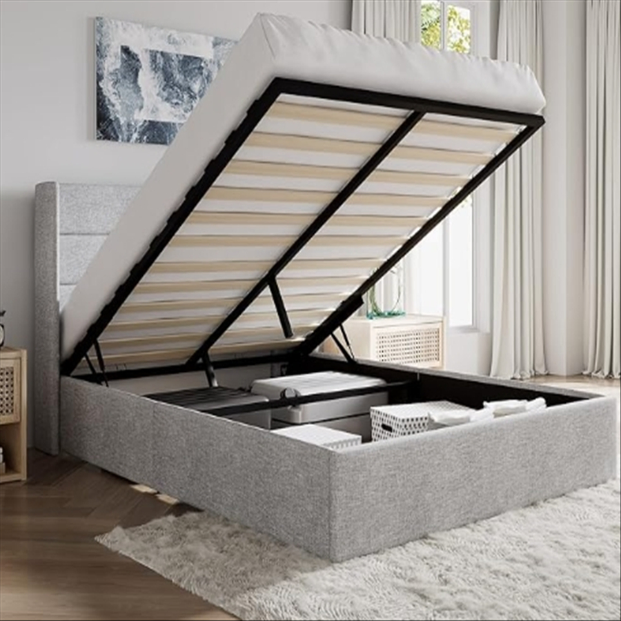 Cama plataforma estofada eficiente em espaço com armazenamento para layouts compactos