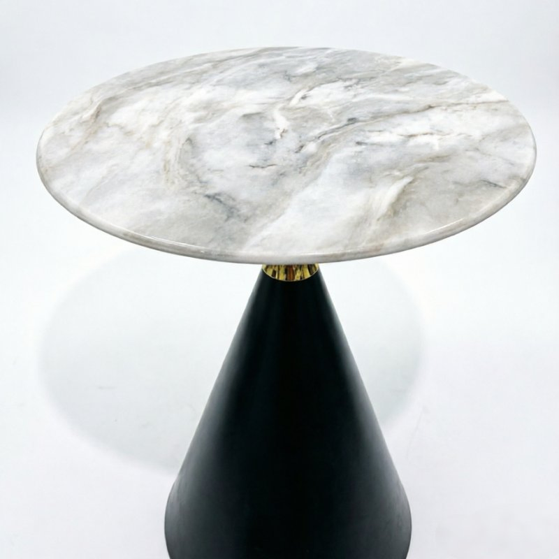 Mesa de Jantar Redonda Moderna Base Pedestal Tampo de Pedra Sinterizada Acento Dourado Mesa de Cozinha Interna