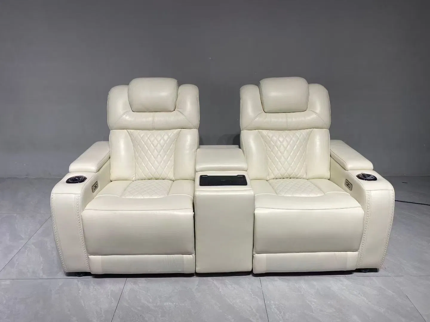 Conjunto de Poltronas de Cinema VIP Reclináveis com Energia, Reclinável Elétrico para Home Theatre VIP com Porta USB e Carregamento Sem Fio, Fábrica OEM&ODM