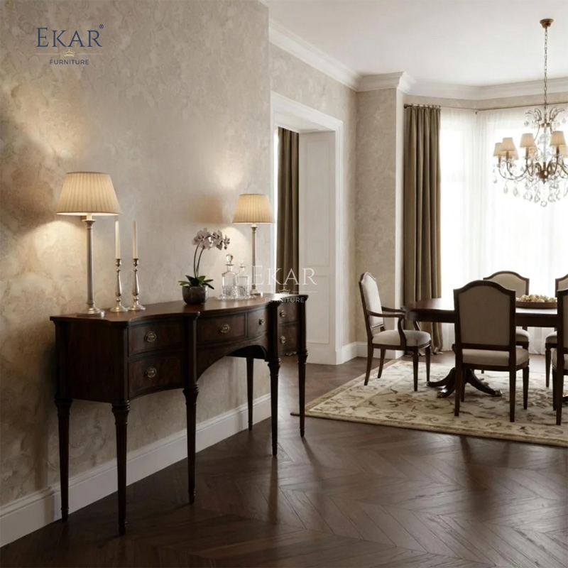 Buffet de Luxo Heritage Ekar Regency com Incrustações Manuais em Estilo Inglês