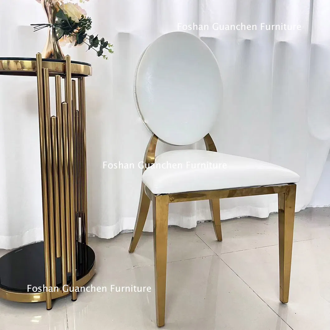 Cadeira de Jantar Estofada Branca com Estrutura Dourada - Cadeira de Luxo para Eventos e Casamentos com Pernas de Aço Inoxidável para Móveis de Aluguel em Hotéis e Festas