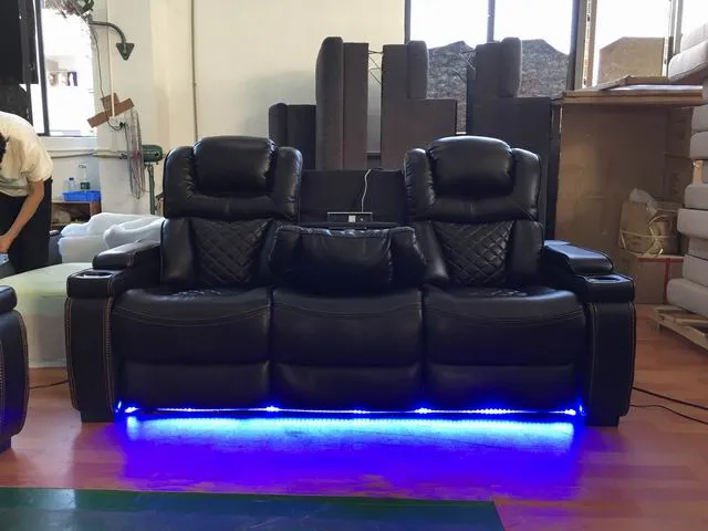 Power Reclining Sofa 3