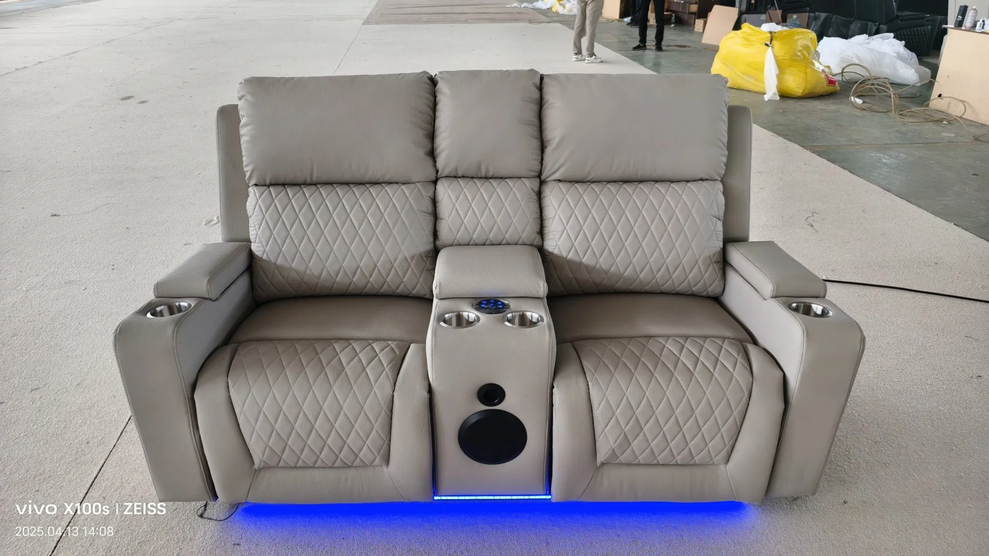 Multi-Functinal Power Reclining Sofa with LED Lamp /Storage Box /Wireless Bluetooth Speaker /Wireless Charger