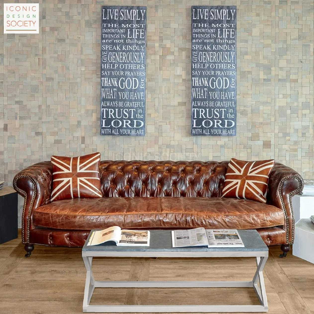 Classic Hotel Living Room Furniture Luxury Handmade Curved Seat Castor Feet Tufted Genuine Leather Chesterfield Sofa