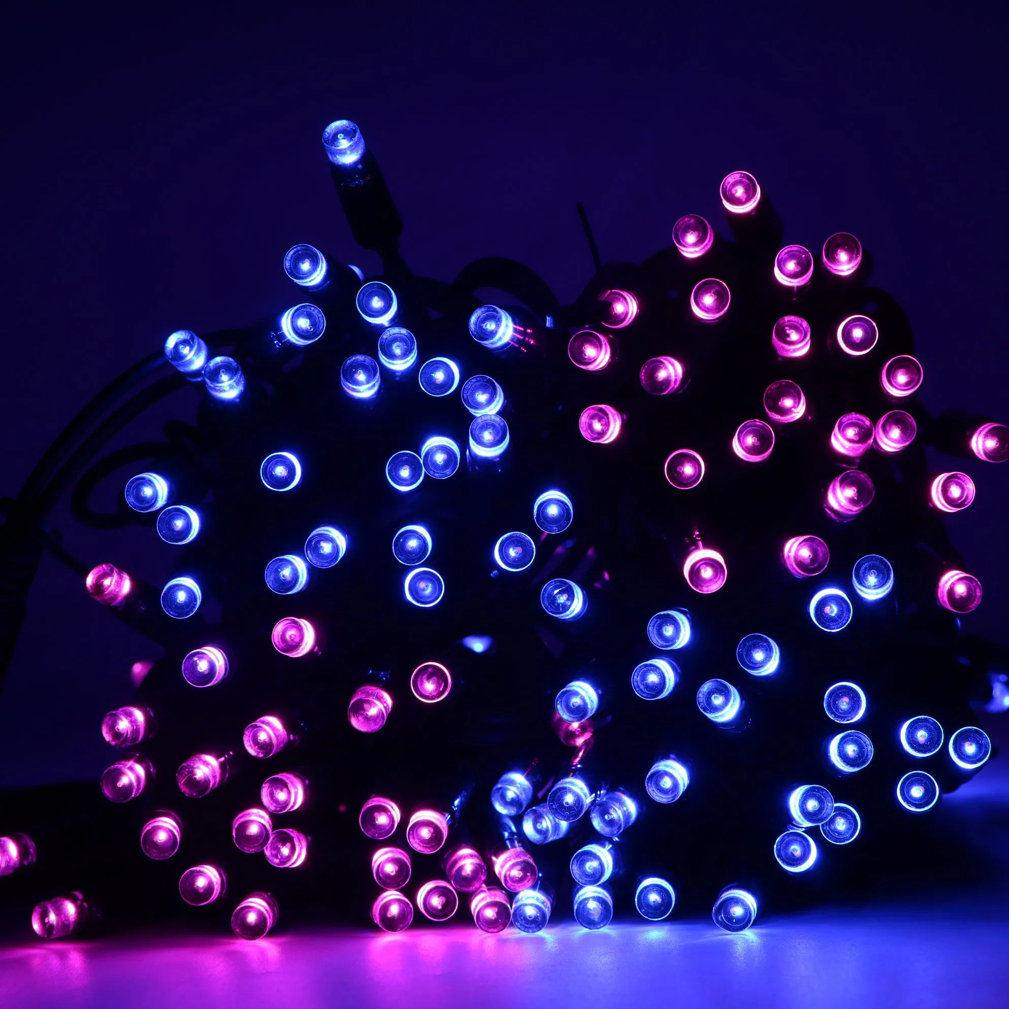Fitas de Luzes de Natal LED à Prova d'Água RGB de Alta Qualidade CE RoHS IP65 com Controle Remoto para Decorações de Festas e Feriados