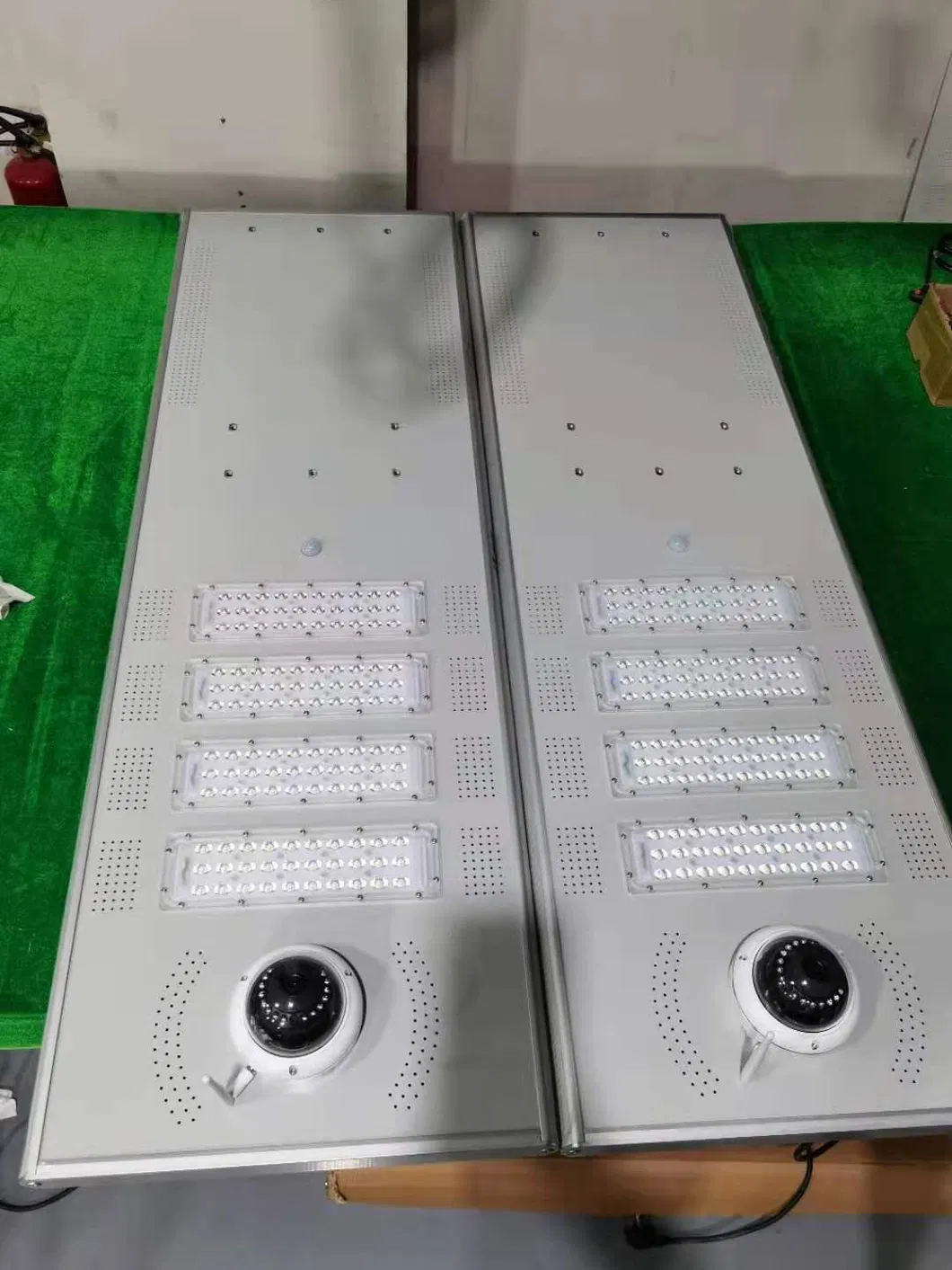 Luz de Rua Solar com Câmera LED de Segurança com Sensor de Movimento LED ao Ar Livre 100W 90W