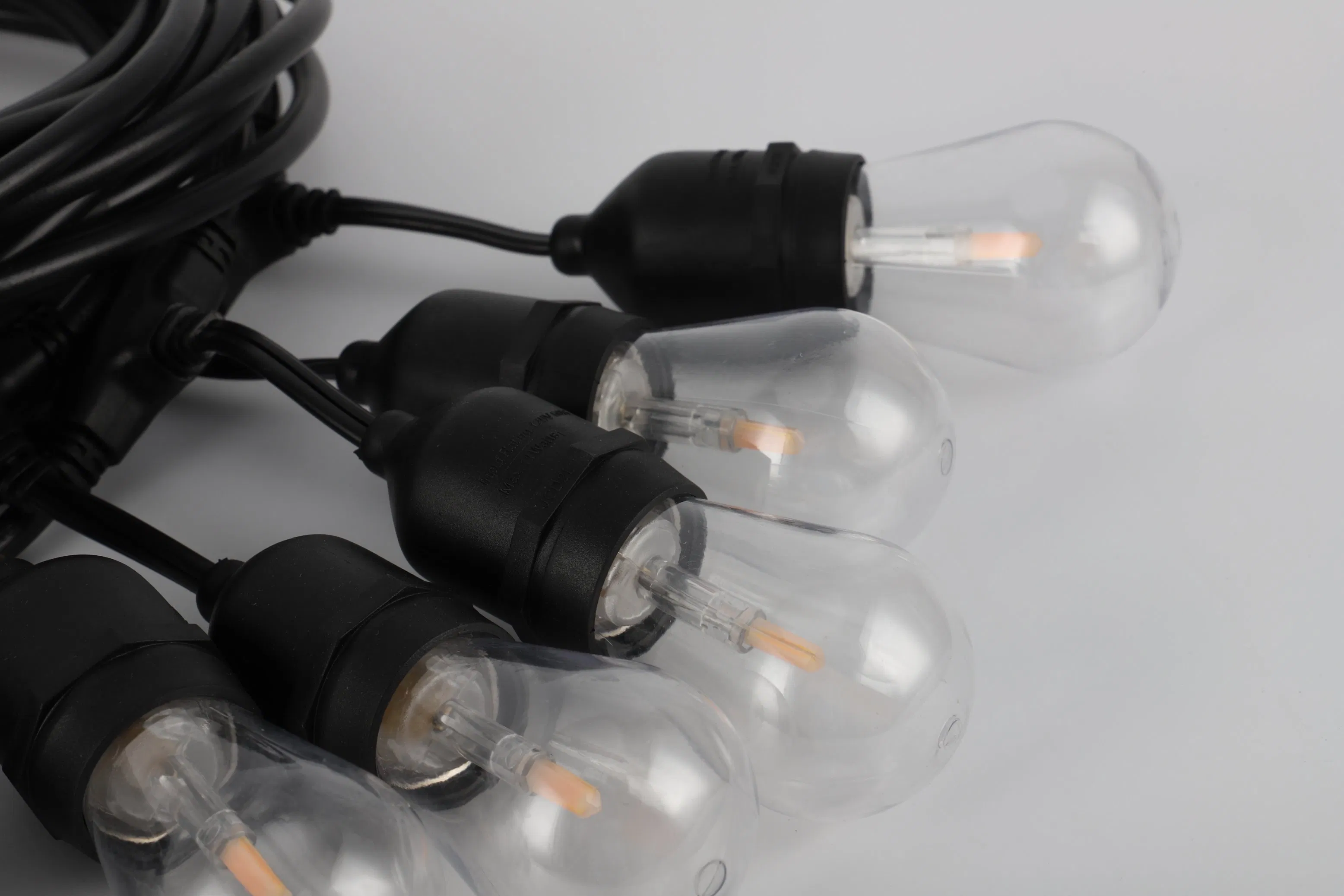 Luz de corda vintage com bulbo Edison à prova d'água e energia solar personalizada para exteriores