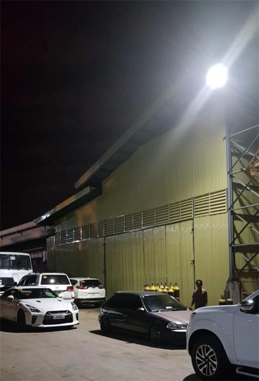 Luz de Rua Solar com Câmera LED de Segurança com Sensor de Movimento LED ao Ar Livre 100W 90W
