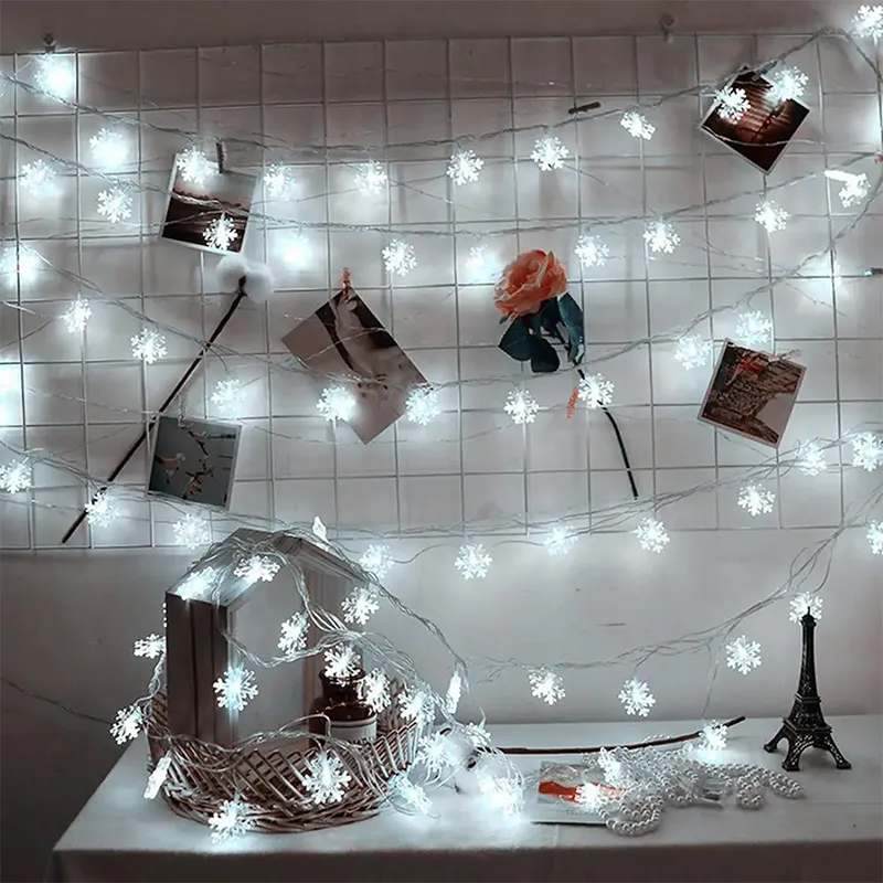 Cortina de Luzes de Natal com Guirlandas Internas, Fita de Luzes de Fada, Alimentada por Bateria, LED Branco Quente, Lâmpada de Floco de Neve