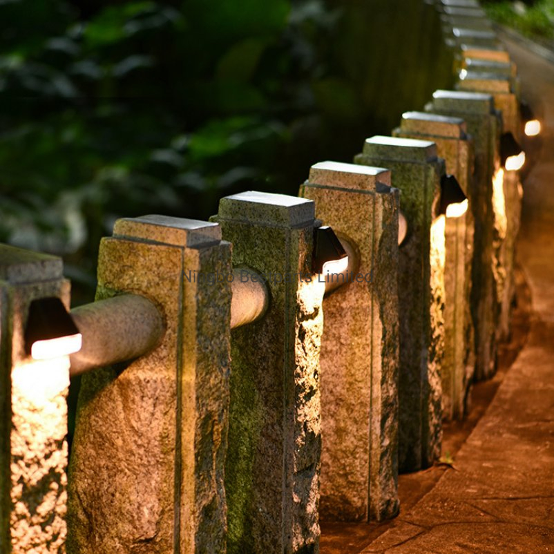 Lanterna de Decoração ao Ar Livre à Prova d'Água para Jardim, Montada na Parede, Lâmpada Solar para Cerca de Jardim, Luz de Jardim à Prova d'Água com Energia Solar
