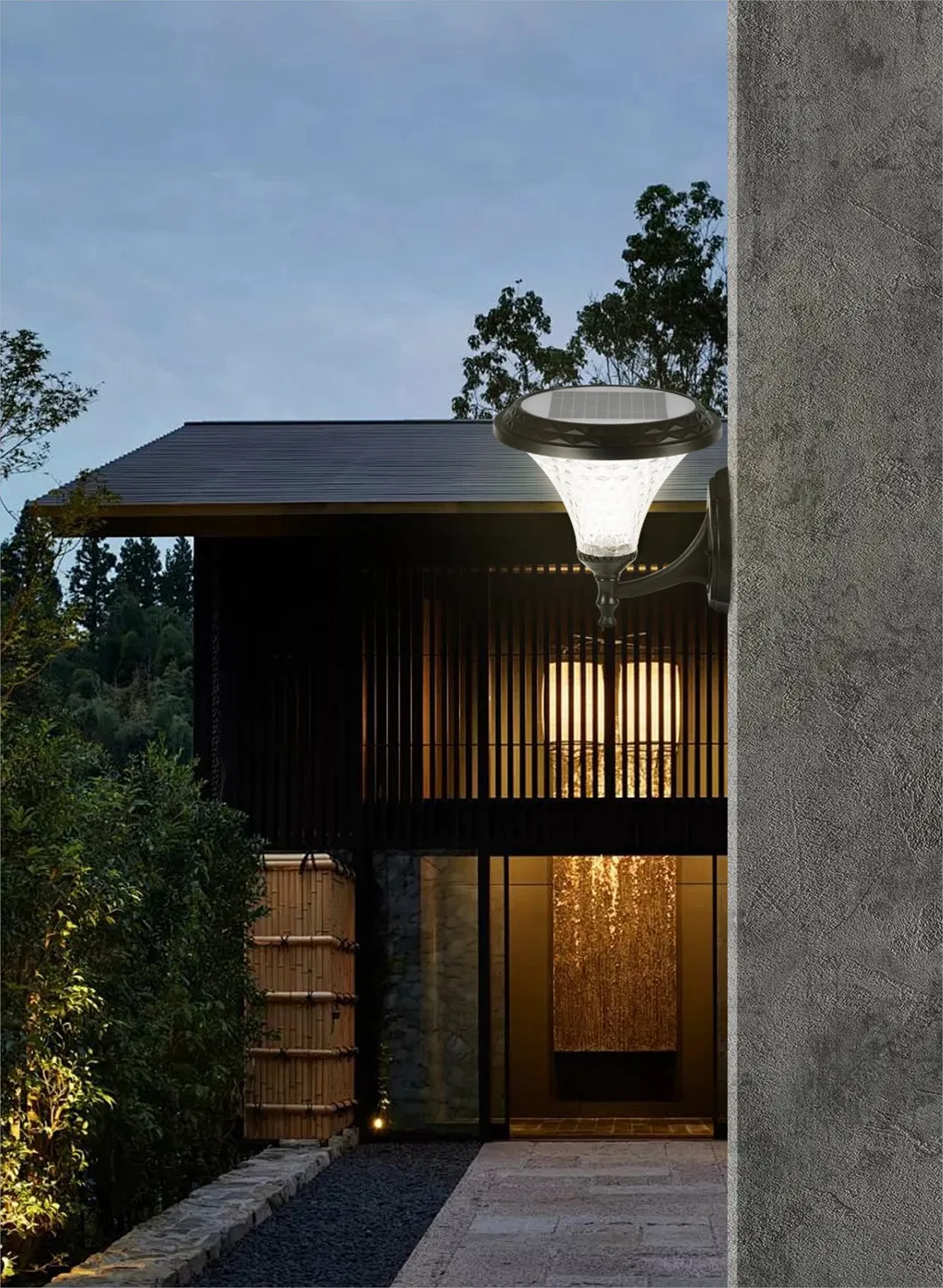 Luzes de Jardim com Sensor de Movimento Solar para Segurança Aprimorada