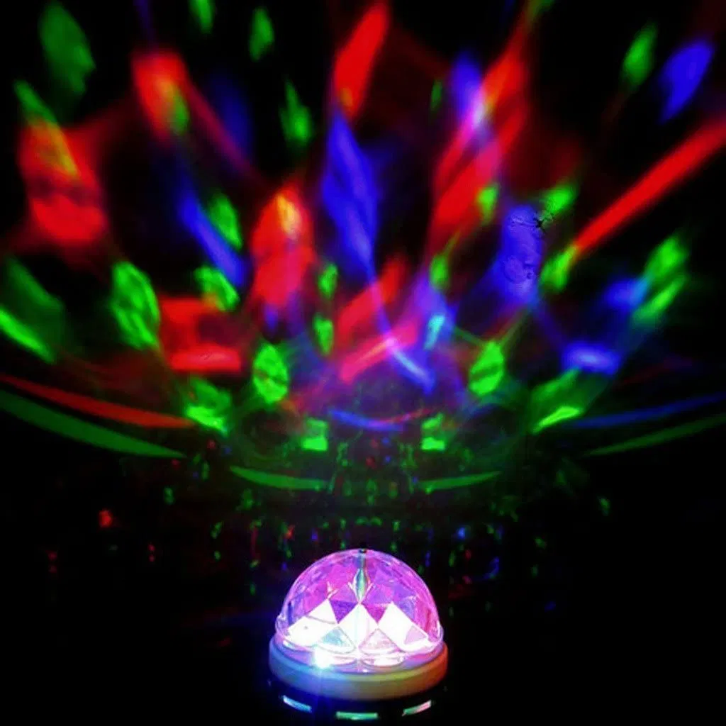 Luz de Palco LED RGB E27 Luz Laser para DJ KTV Disco Controle de Som Luzes de Festa Projetor de Natal Mini RGB 6W Bola Mágica de Cristal