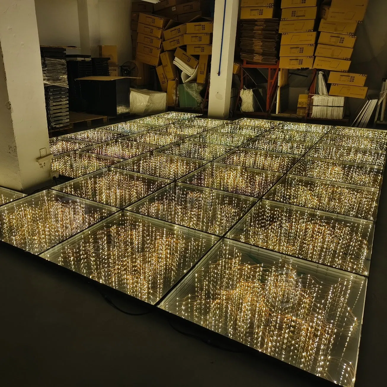 Piso de Dança de Espelho Dourado 3D Piso de Dança de Fada LED para Evento de Casamento