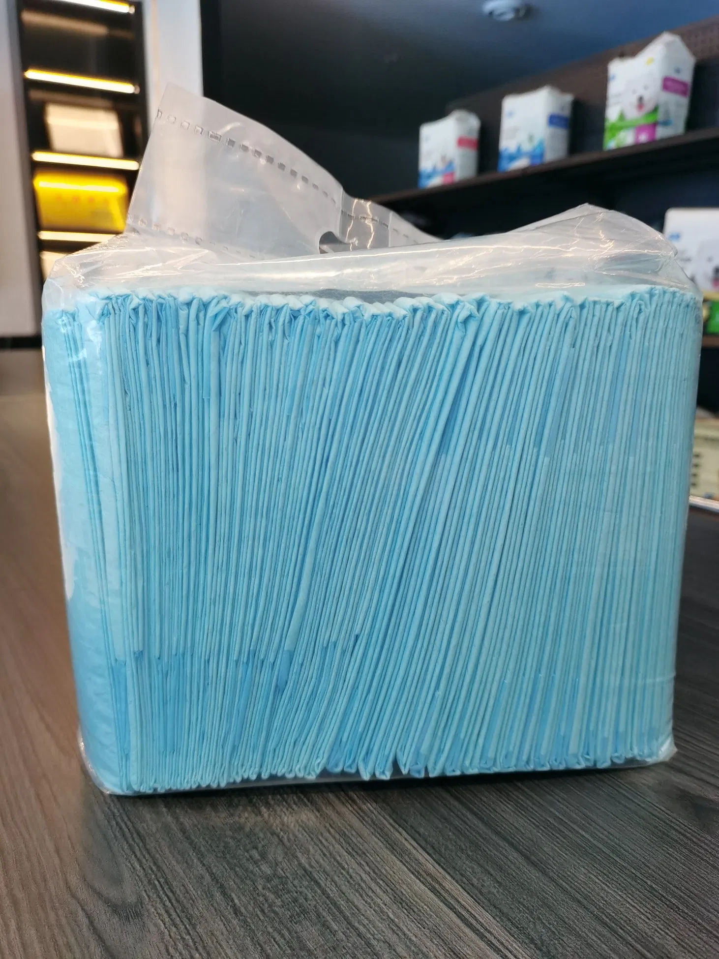 Almohadilla desechable super absorbente al por mayor para mascotas, mat de orina para entrenamiento de mascotas 5 capa a prueba de fugas