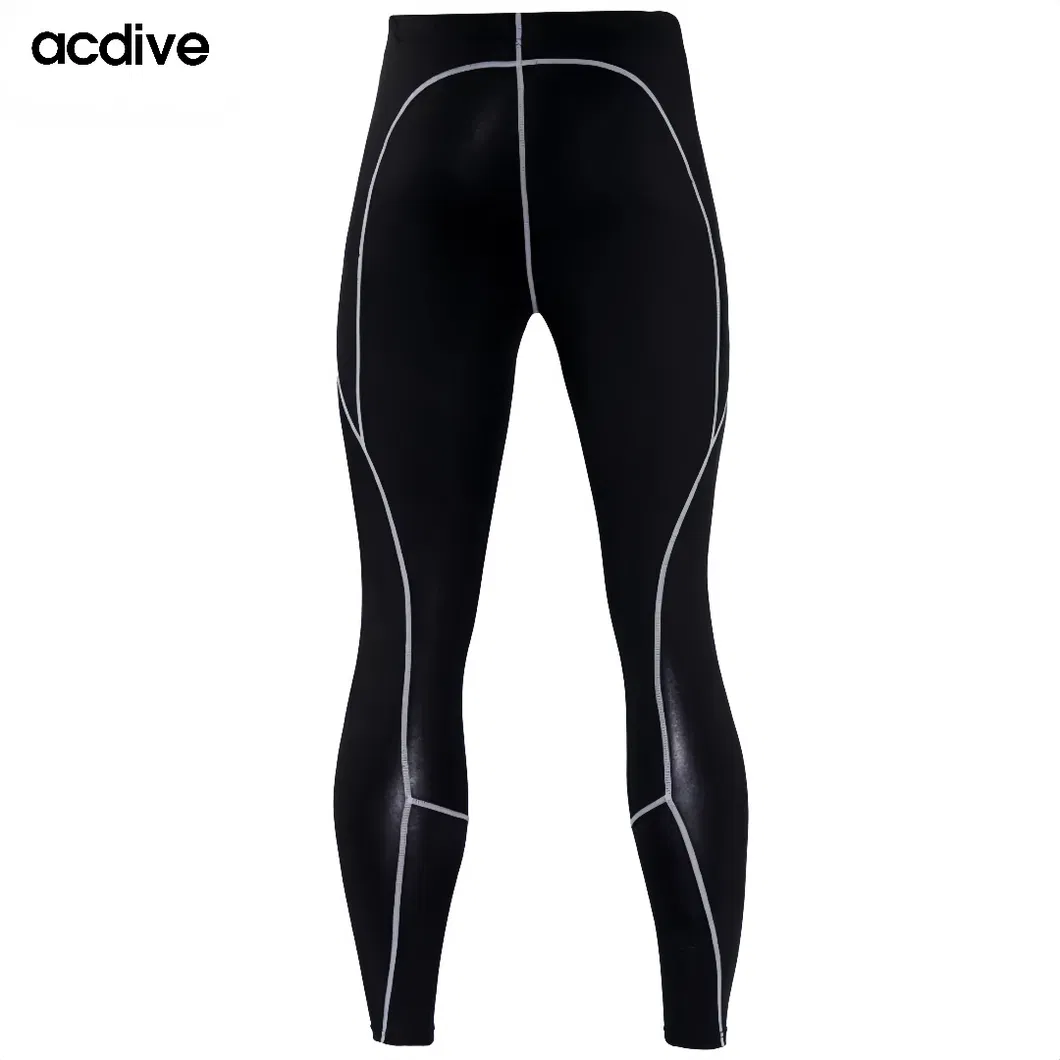 Pantalones deportivos ajustados detalles 1