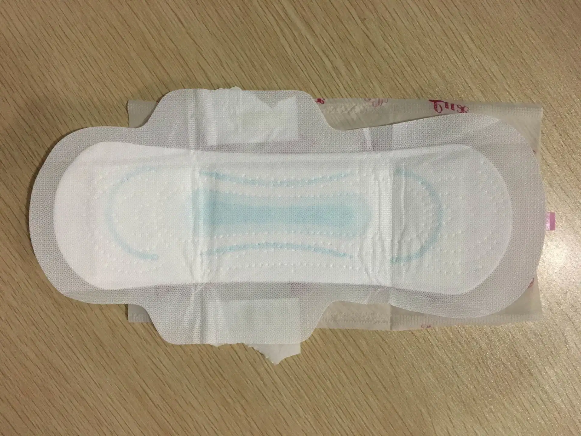 100% Toalla Sanitaria de Algodón Orgánico para la Menstruación Higiene Femenina para Mujeres Japón Suave Blanca OEM