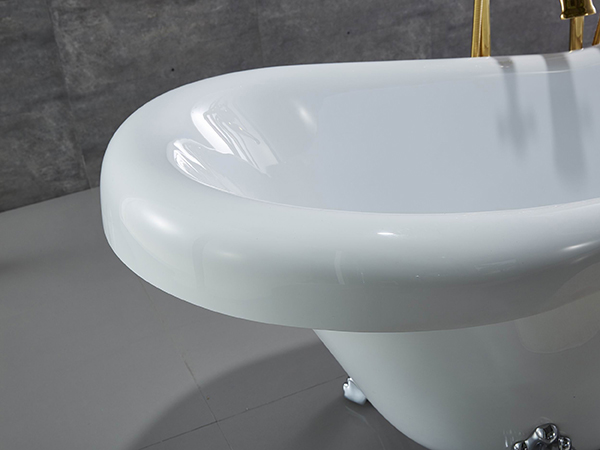 Bathtub View 3