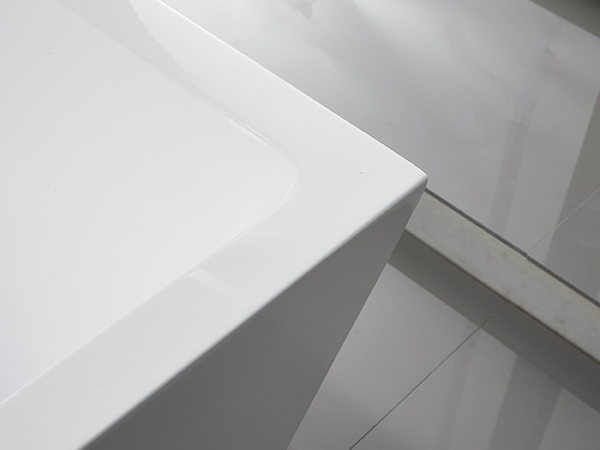 Freestanding Bathtub Design View 1