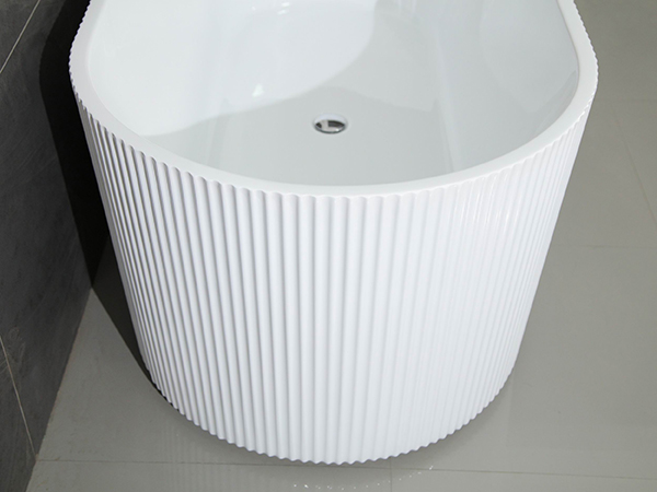 Freestanding Bathtub Design View 2