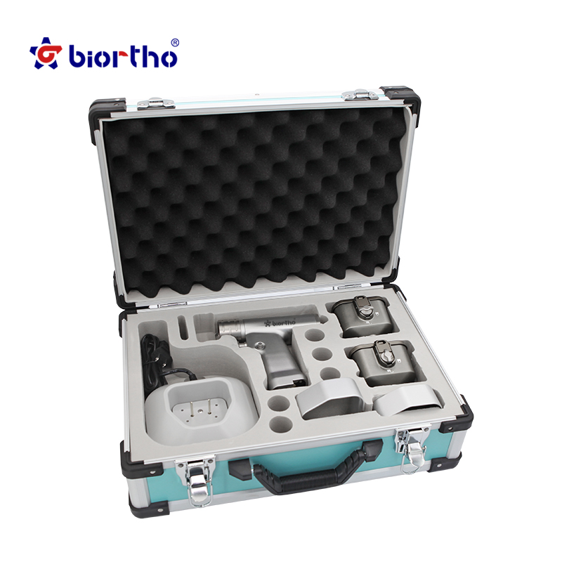 Veterinary Orthopedic Power 9.6V Brushless Multifunctional Drill Jacobs Chuck AO Quick Coupling TPLO Saw Attachment